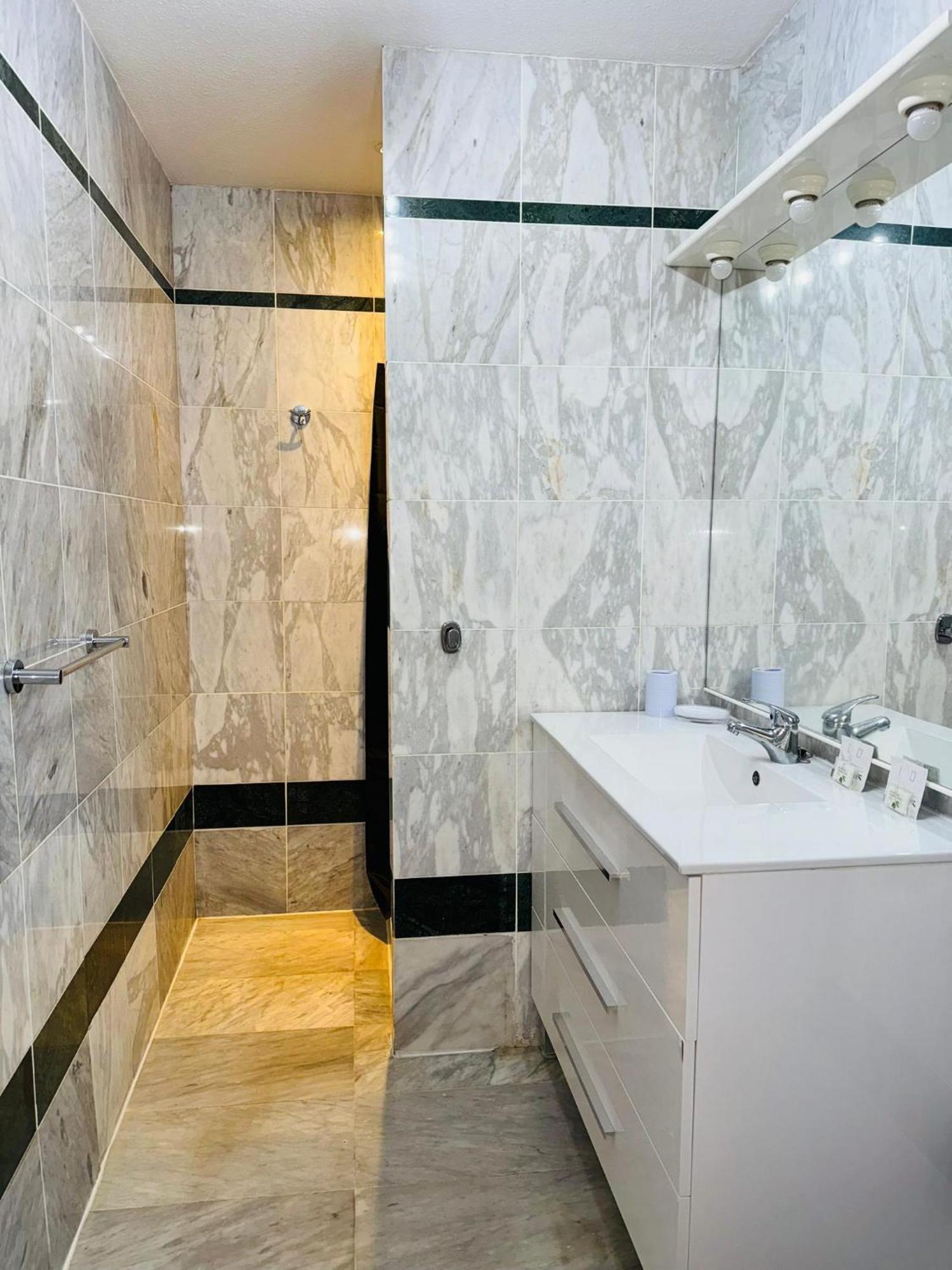 Rio'S Apartment Los Cristianos アロナ エクステリア 写真